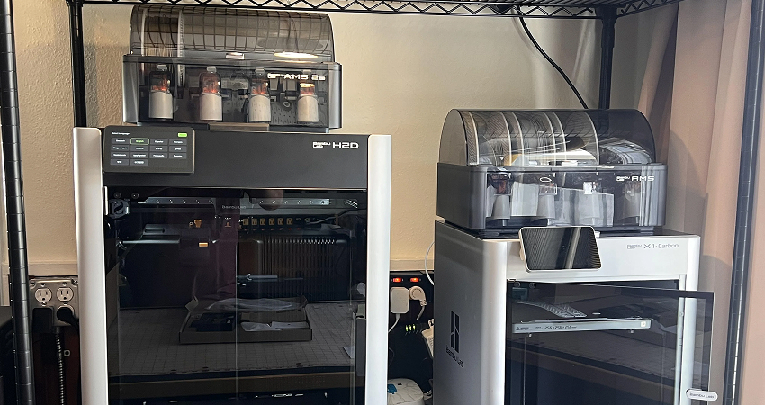Bambulab H2D & X1C 3D printers